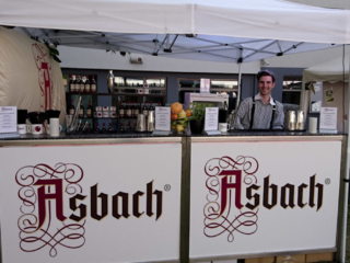 Cocktailservice mit mobiler Bar Cocktailservice mit mobiler Bar